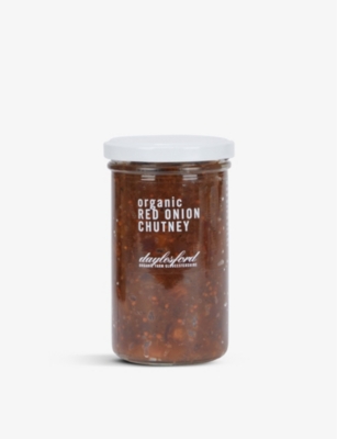 DAYLESFORD: Organic red onion chutney 280g
