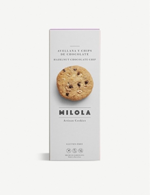 BISCUITS: Milola hazelnut chocolate chip cookies pack of nine 140g