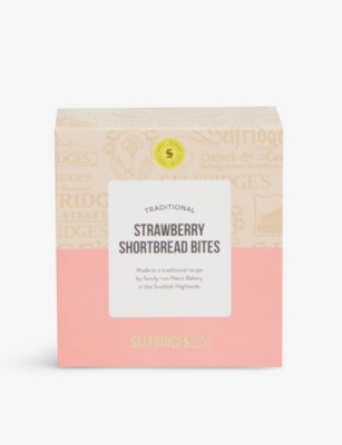 SELFRIDGES SELECTION - Scottish strawberry shortbread bites 100g ...