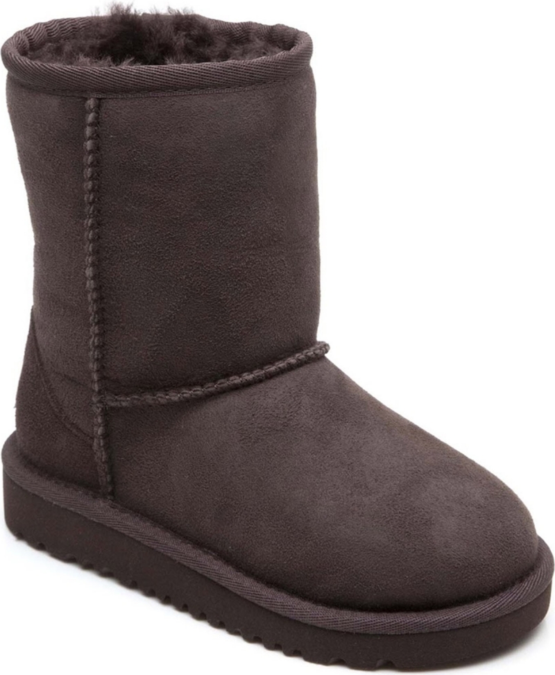 UGG   Classic low boots 2 10 years