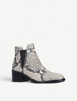 steve madden chelsea sneaker