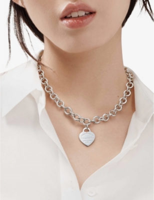 TIFFANY & CO: Love Heart Tag sterling silver necklace