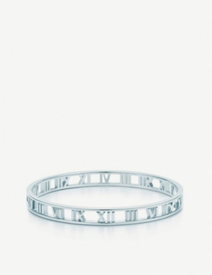 tiffany roman numeral ring meaning