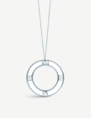 TIFFANY & CO - Atlas® round pendant in sterling silver, small ...