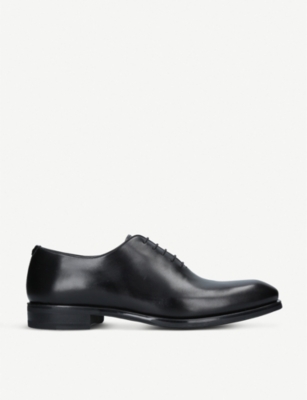wholecut leather oxford shoes
