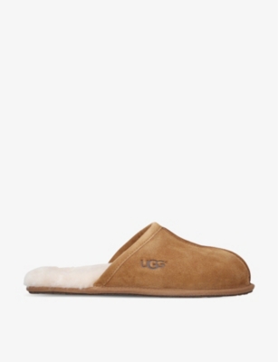 UGG: Scuff sheepskin slippers