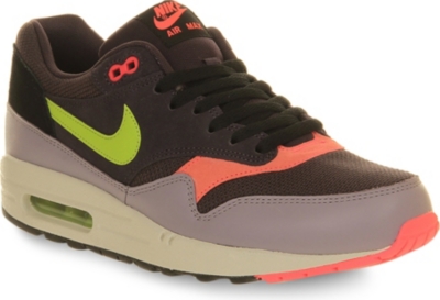 NIKE   Air Max 1 trainers