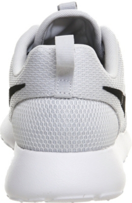nike roshe run trainers