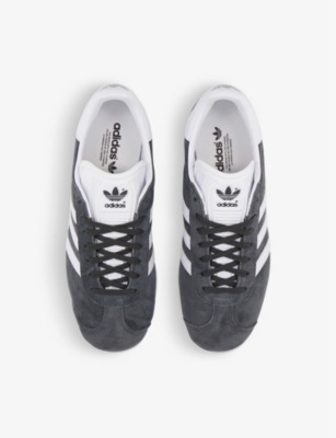 adidas flashing trainers