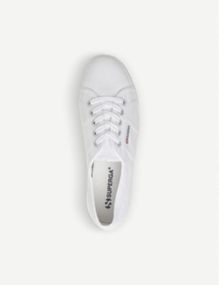 sneakers for men myntra