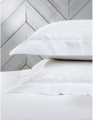 THE WHITE COMPANY: Adeline cotton percale standard oxford pillowcase