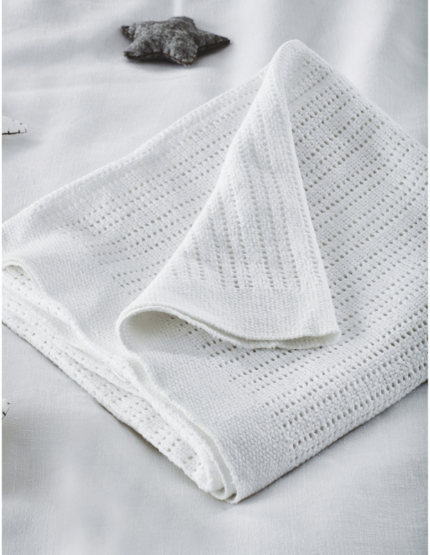 Satin-edged cellular cotton baby blanket