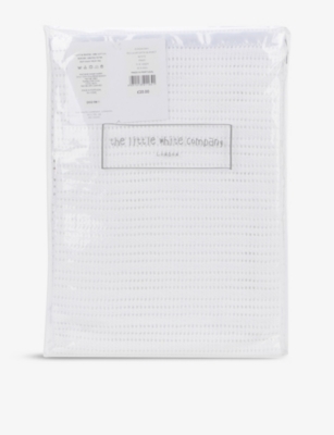 White company clearance cellular blanket