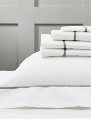 The White Company White Savoy Emperor Cotton Flat Sheet In White/mink