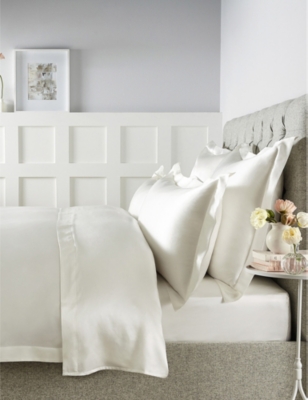 The White Company Chalk Audley Emperor Silk Duvet Cover