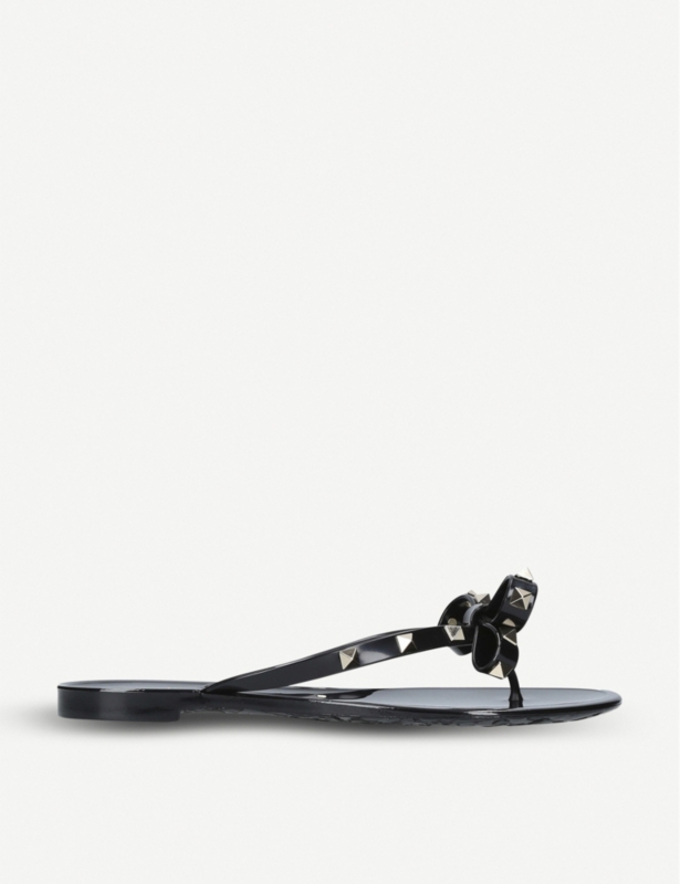 Rockstud-embellished rubber flip-flops