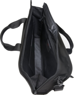 tumi alpha 2 slim messenger
