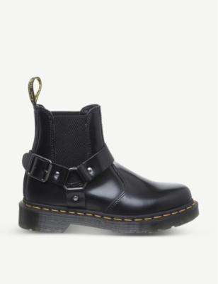 dr martens wincox black leather harness chunky chelsea boots