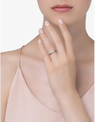 CARTIER: 1895 platinum wedding ring