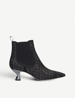 Fendi boots outlet online