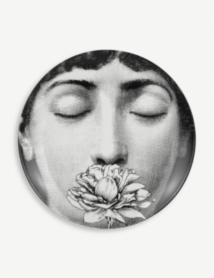 FORNASETTI: No.393 porcelain wall plate 26cm