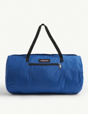 eastpak duffle with wheels