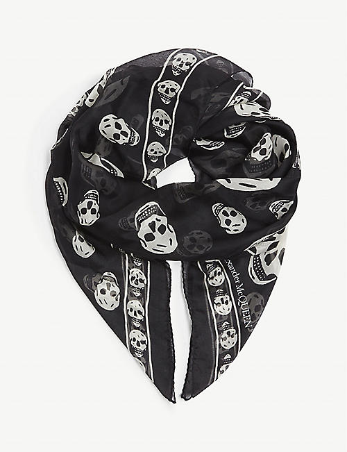 ALEXANDER MCQUEEN: Skull print silk scarf