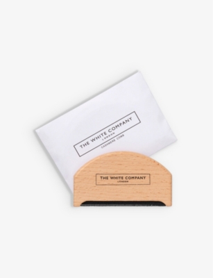 THE WHITE COMPANY: Branded beech-wood pilling comb