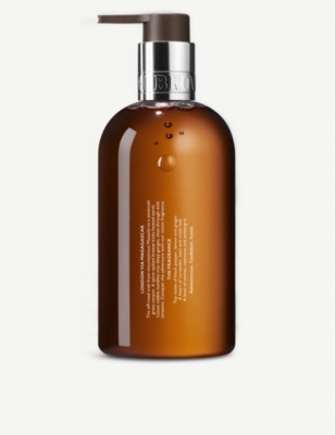 MOLTON BROWN Re-Charge Black Pepper hand wash 300ml