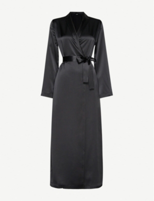 black night robe