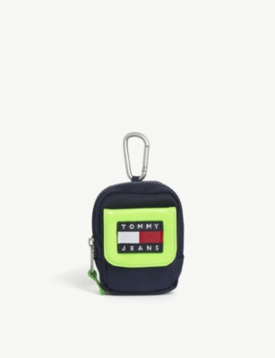 tommy jeans pouch