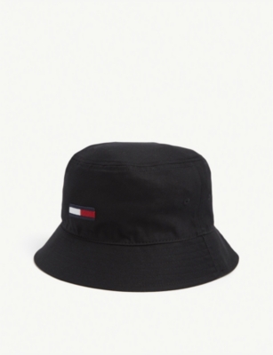 white tommy hilfiger bucket hat