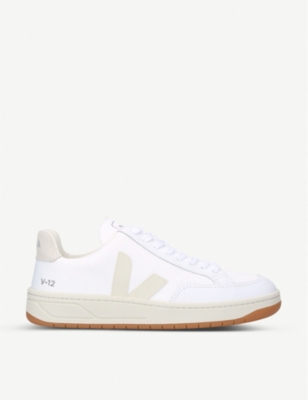 veja mesh trainers