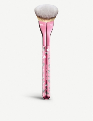 IT COSMETICS Love Is The Foundation brush