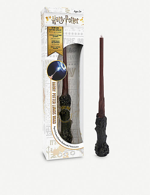 WIZARDING WORLD: Harry Potter Lumos Wand toy 3 years +
