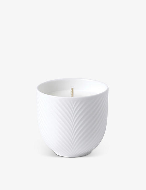 WEDGWOOD: White Folia candle 870g