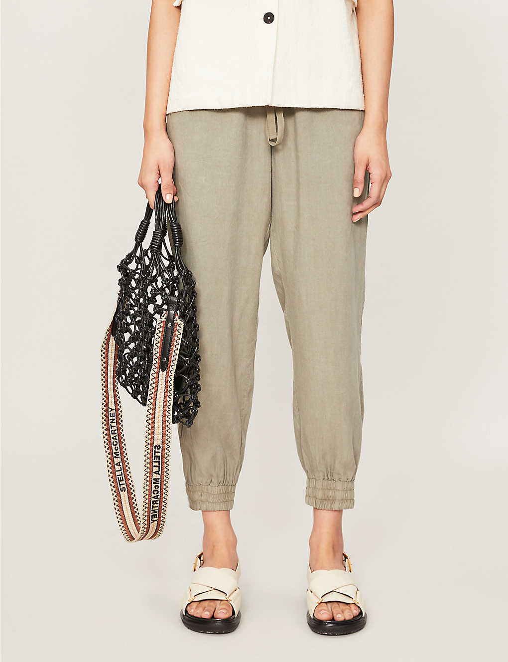 Bella Dahl Easy Cropped High-rise Woven Jogging Bottoms In Soft Army