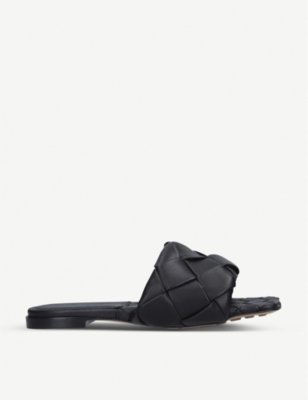 BOTTEGA VENETA: Lido Intrecciato flat leather sandals