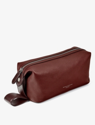 Reporter logo-embellished leather wash bag