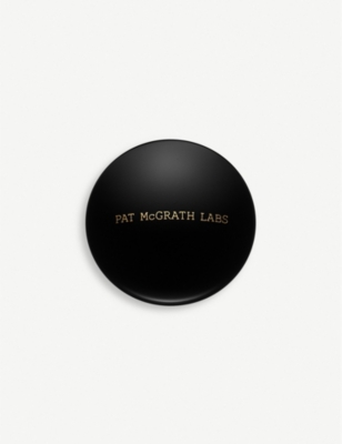 Pat Mcgrath Labs Skin Fetish Sublime Perfection Blurring Under-eye Powder 4g In Medium