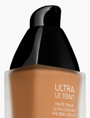 Shop Chanel Bd111 Ultra Le Teint Ultrawear All-day Comfort Flawless Finish Foundation 30ml