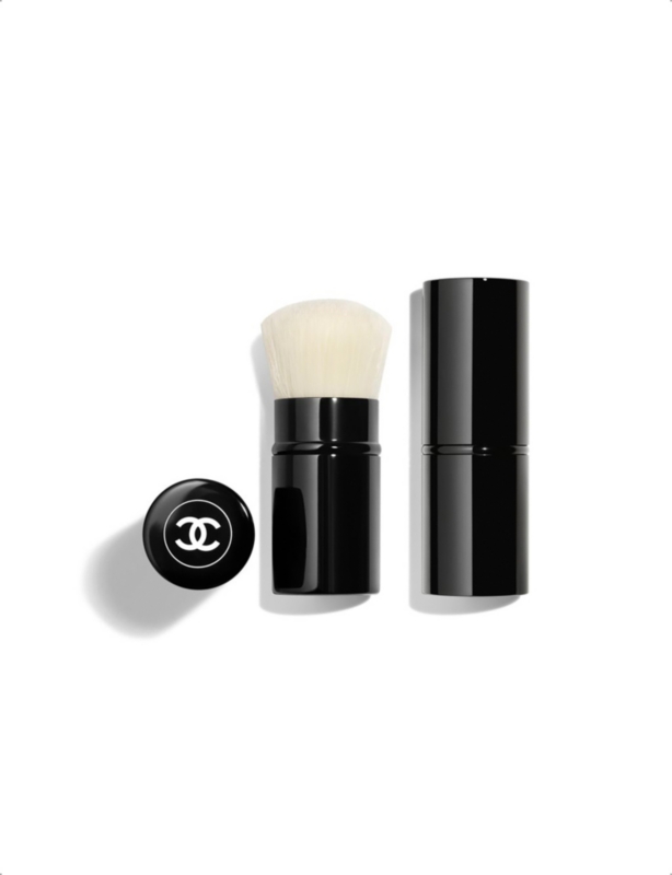 PINCEAU KABUKI RETRACTABLE N°108 Retractable Kabuki Brush