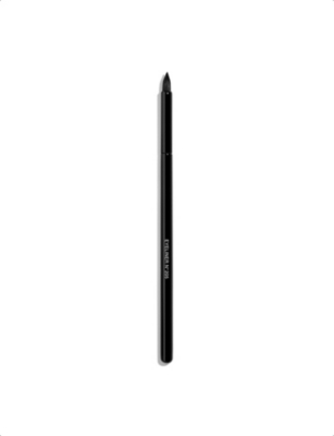 CHANEL: <STRONG>PINCEAU EYELINER N°205</STRONG> Cream Eyeliner Brush