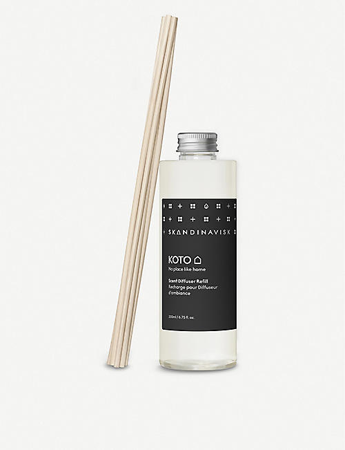 SKANDINAVISK: Koto scented reed diffuser refill 200ml
