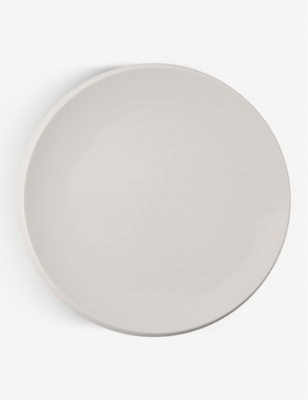VILLEROY & BOCH: NewMoon porcelain gourmet plate 32cm