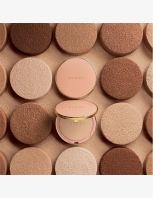 Shop Gucci Poudre De Beauté Matte Compact Powder 10g In 12