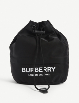 burberry phoebe bucket bag
