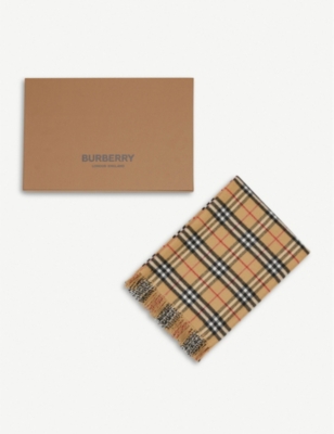 BURBERRY Vintage Check merinowool baby blanket