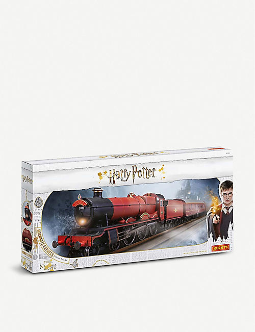 WIZARDING WORLD: Harry Potter Hogwarts Express train model