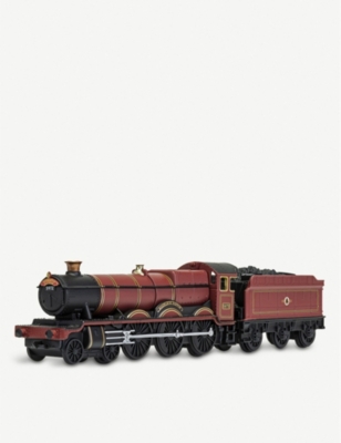 hogwarts express model